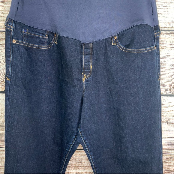 GAP Maternity Sexy Boot Jeans - Picture 2 of 6